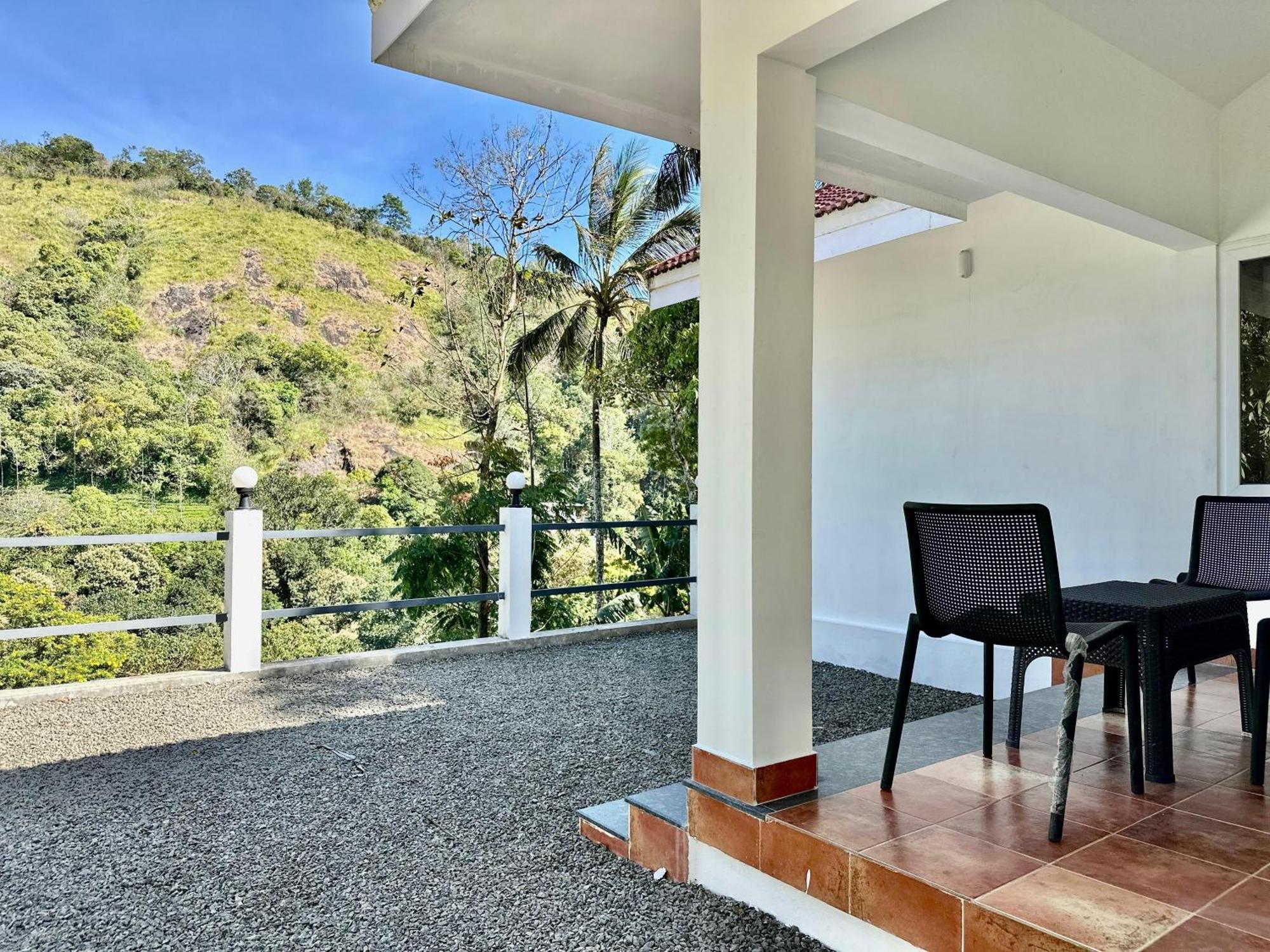 Misty Heights Peermade - Private Mountain Villa Retreat Vandiperiyar ภายนอก รูปภาพ